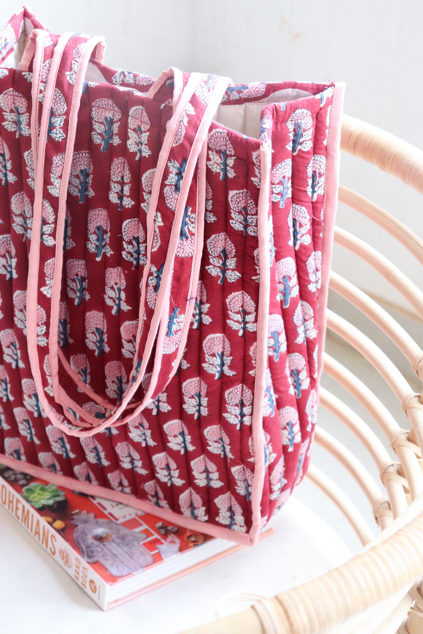 Block print tote bag - Boho quilted lunch bag - shopping bag - Women's handbag - Red