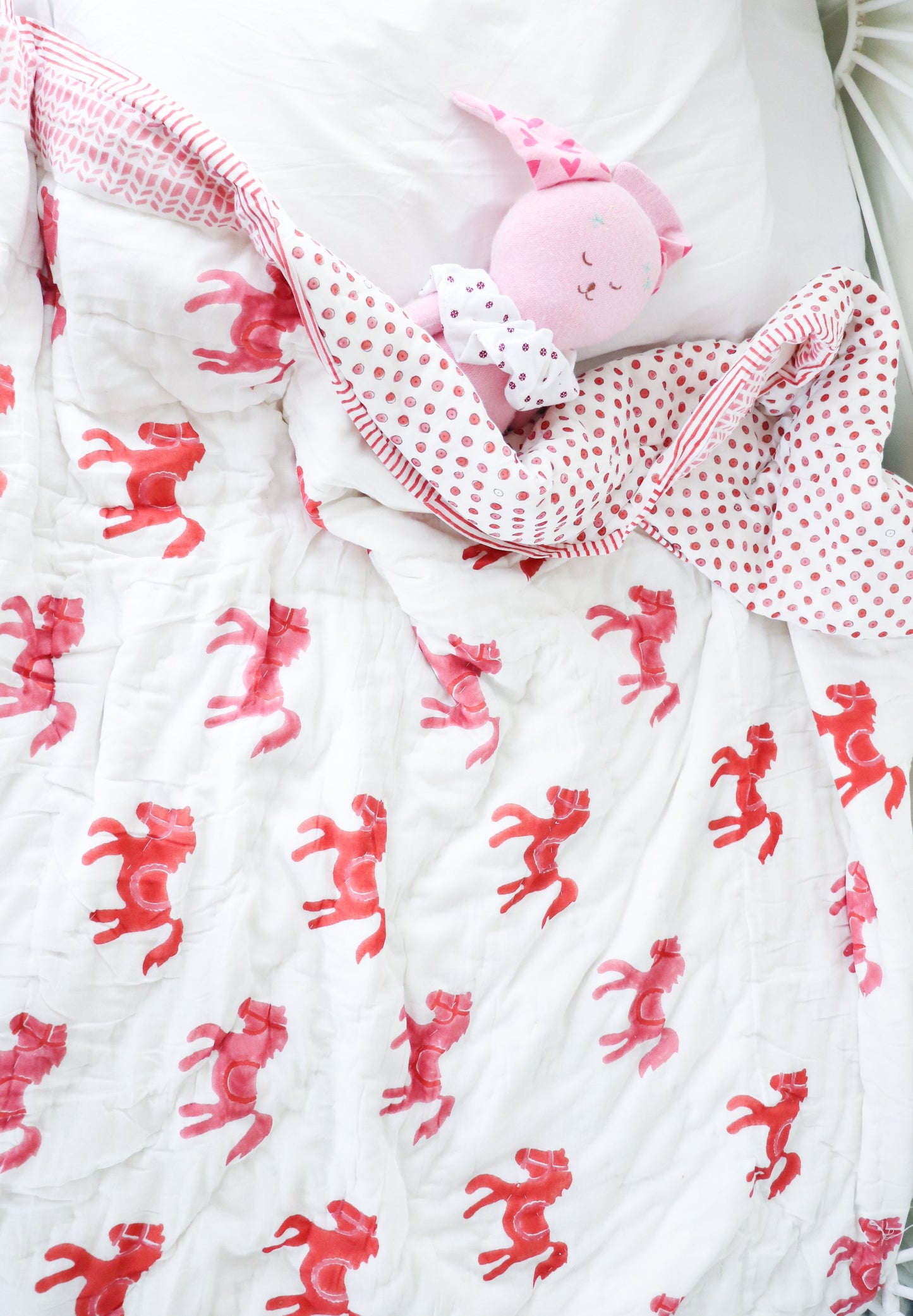 Kids cotton quilt - Horsey block print quilt - kids room bedding - Pink horses