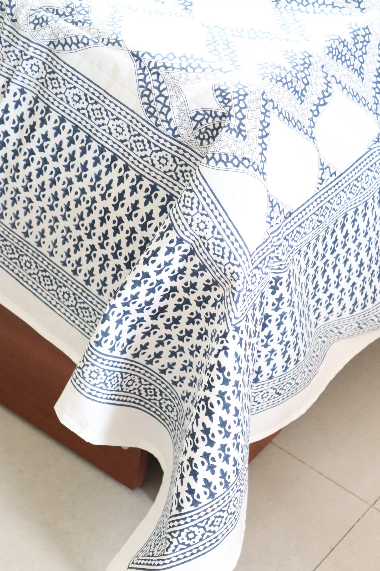 Super king Block print bed sheet and pillow cases - Blue geometric bedsheet set-  Blue and white bedsheet