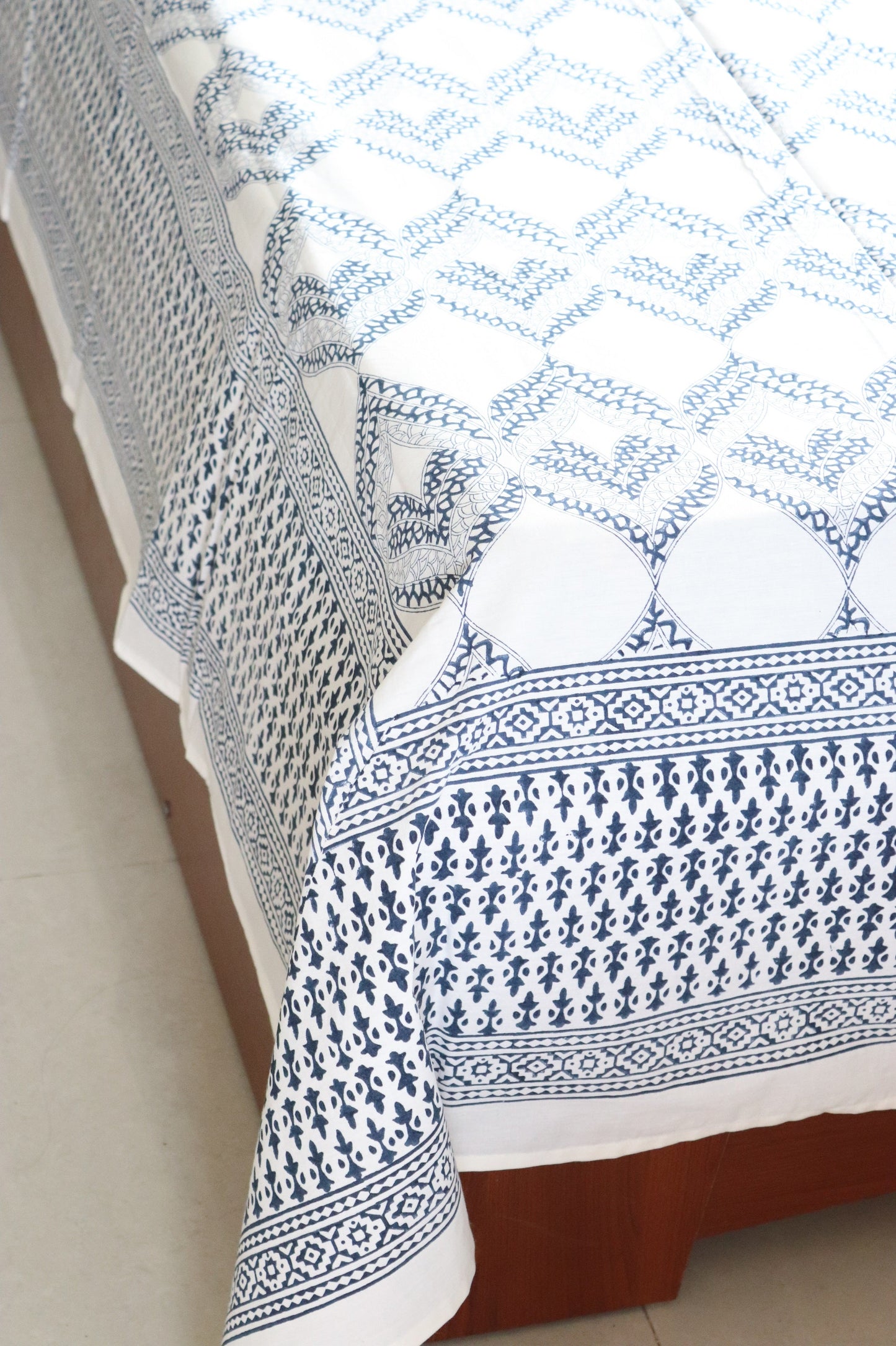 Super king Block print bed sheet and pillow cases - Blue geometric bedsheet set-  Blue and white bedsheet